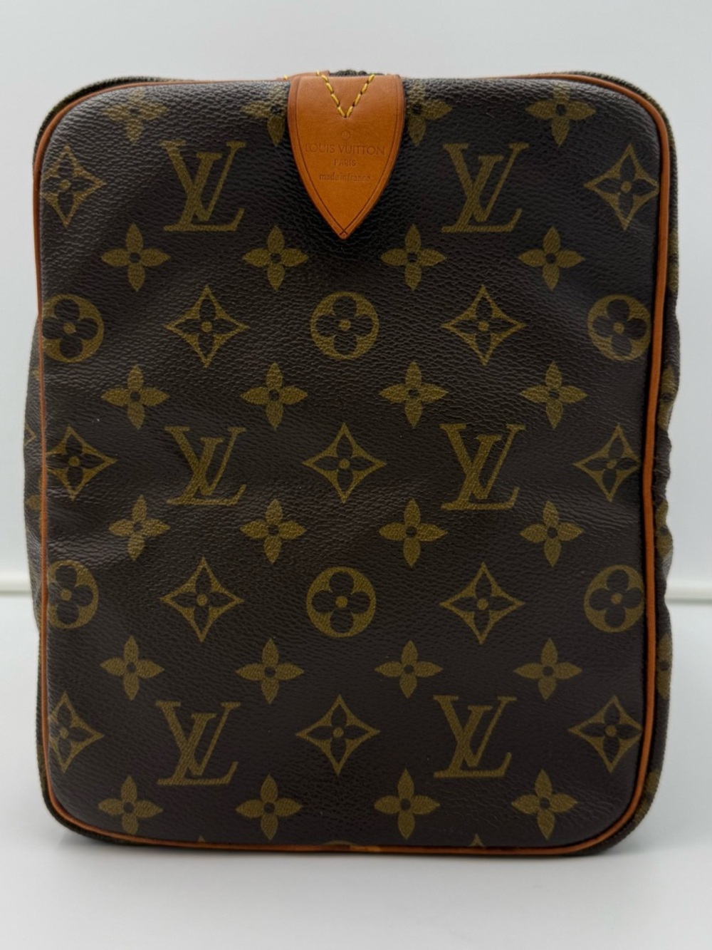 LOUIS VUITTON 1854 PARIS • SAC SOUPLE 35 Bag in Monogram • Made in FRANCE - Picture 7 of 15